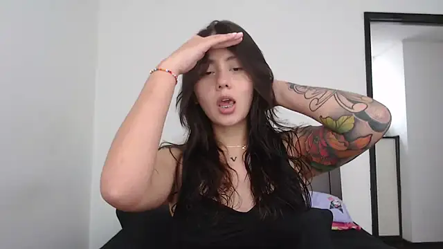 Snapshot of rebecca_collin chatting on 17, 2, 2026 rebecca collin online show from 17, 2, 2026