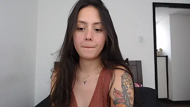 Snapshot of rebecca_collin chatting on 17, 3, 2026 rebecca collin online show from 17, 3, 2026