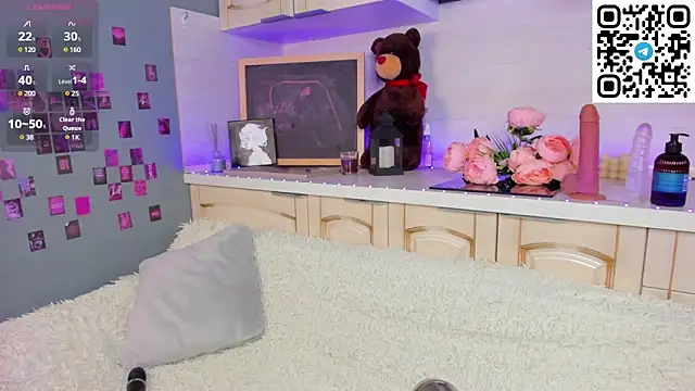 Snapshot of Kruela_Eva chatting on 5, 3, 2025 Kruela Eva online show from 5, 3, 2025