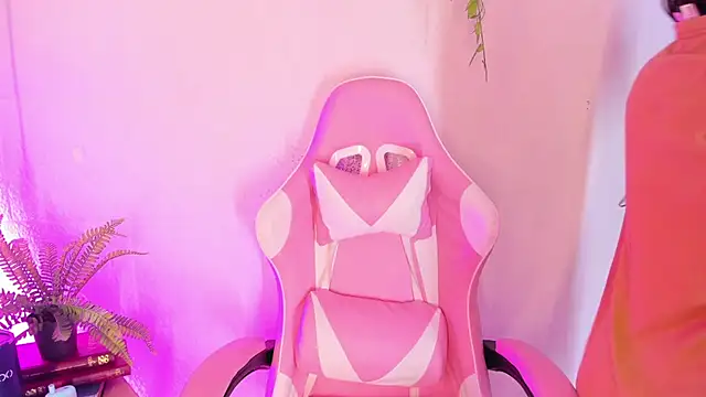 cherry chel online show from 18, 2, 2025