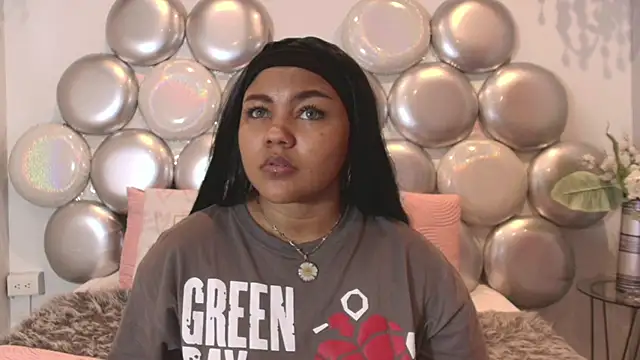 cherry chel online show from 23, 9, 2025