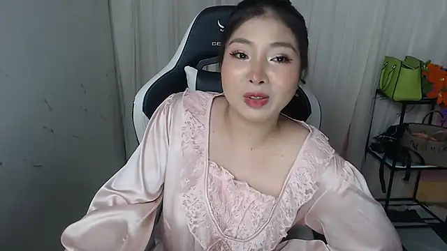 MiMi 0293 online show from 4, 11, 2025