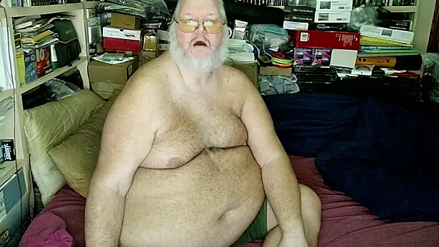Snapshot of hadeszeuss2 chatting on 5, 12, 2024 hadeszeuss2 online show from 5, 12, 2024