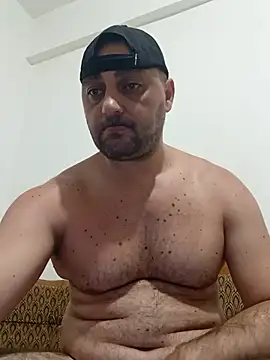 Snapshot of Mirkoxxx@xh chatting on 24, 6, 2026 Mirkoxxxxh online show from 24, 6, 2026