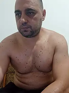 Snapshot of Mirkoxxx@xh chatting on 10, 7, 2026 Mirkoxxxxh online show from 10, 7, 2026