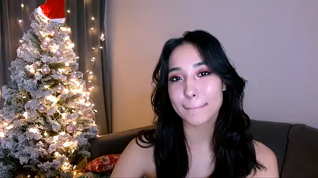 Snapshot of Li_noen chatting on 31, 12, 2024 Li noen online show from 31, 12, 2024