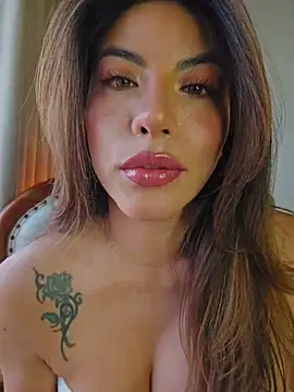 Karen San Miguel online show from 15, 12, 2025