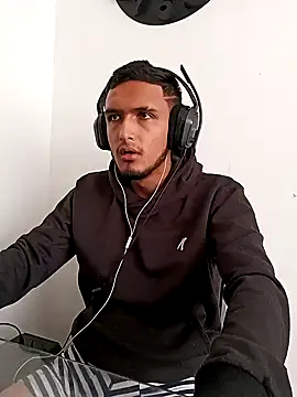 Snapshot of mosmar_20 chatting on 7, 1, 2025 mosmar 20 online show from 7, 1, 2025