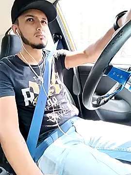 Snapshot of mosmar_20 chatting on 17, 1, 2025 mosmar 20 online show from 17, 1, 2025