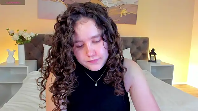 Ariella Sol online show from 14, 6, 2026