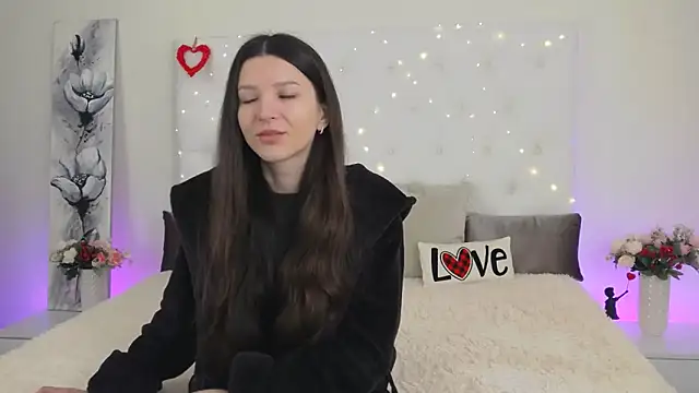 Snapshot of --Daniella- chatting on 10, 2, 2026 --Daniella- online show from 10, 2, 2026