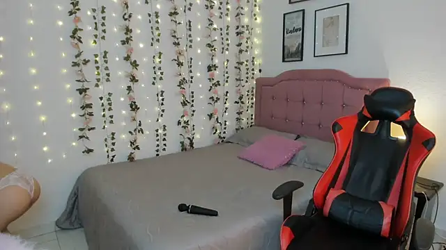 Snapshot of Antonella_heinz chatting on 7, 6, 2026 Antonella heinz online show from 7, 6, 2026
