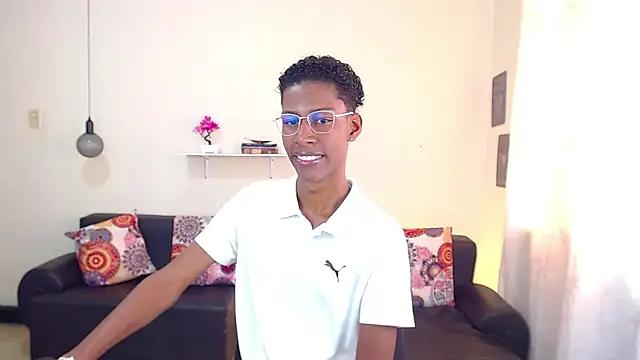 maiki18  online show from 14, 1, 2025