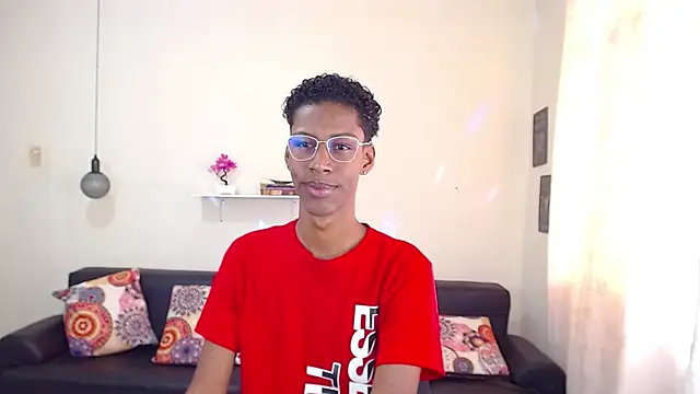 maiki18  online show from 15, 1, 2025