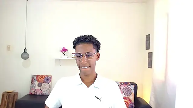 maiki18  online show from 10, 3, 2025