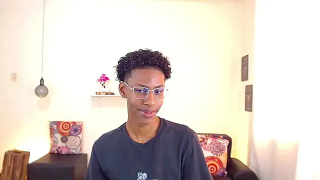 maiki18  online show from 20, 3, 2025