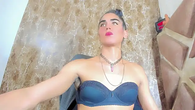 Snapshot of hannabigdirty chatting on 19, 10, 2025 hannabigdirty online show from 19, 10, 2025