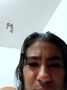 Leslly  online show from 1, 2, 2025