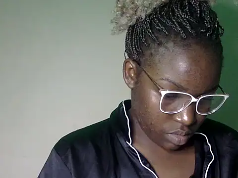 Snapshot of Sexy_racy_rebel_ chatting on 16, 12, 2025 Sexy racy rebel online show from 16, 12, 2025