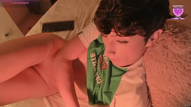 Snapshot of AdamDayt chatting on 22, 1, 2025 AdamDayt online show from 22, 1, 2025