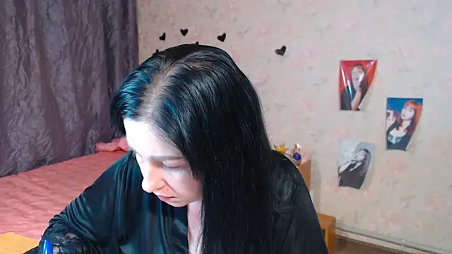 Snapshot of JillStevens chatting on 22, 11, 2025 JillStevens online show from 22, 11, 2025