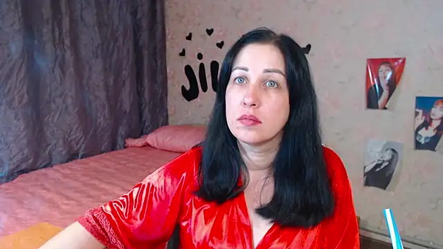 Snapshot of JillStevens chatting on 30, 11, 2025 JillStevens online show from 30, 11, 2025