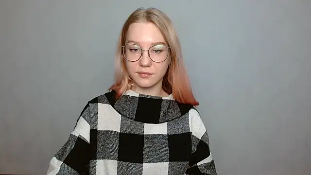 Snapshot of cindi_hot chatting on 28, 12, 2024 cindi hot online show from 28, 12, 2024