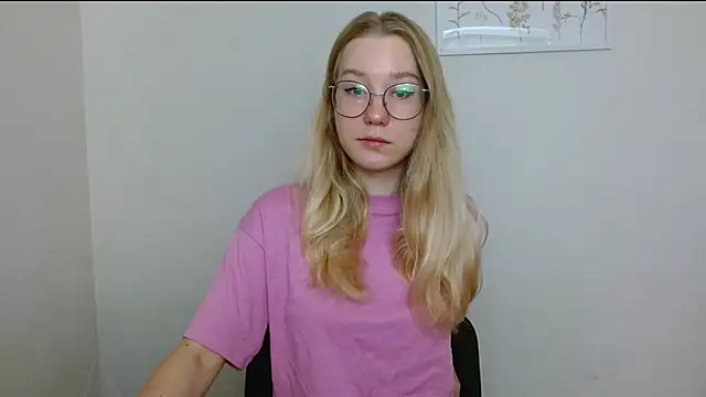 cindi hot online show from 16, 9, 2025