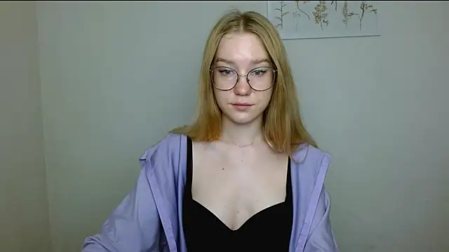 Snapshot of cindi_hot chatting on 1, 11, 2025 cindi hot online show from 1, 11, 2025