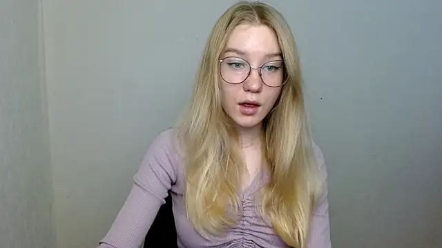 cindi hot online show from 10, 11, 2025