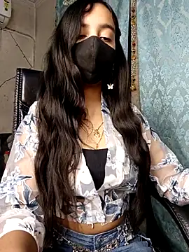 Parinaaz18 online show from 2, 12, 2025