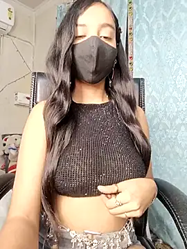 Parinaaz18 online show from 4, 12, 2025