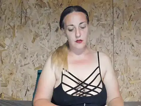 Cristina311219 online show from 1, 6, 2026