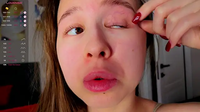 Snapshot of Dream_emma chatting on 10, 10, 2025 Dream emma online show from 10, 10, 2025