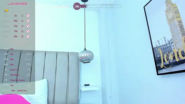 Snapshot of kareena_basu chatting on 1, 2, 2025 kareena basu online show from 1, 2, 2025