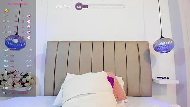 Snapshot of kareena_basu chatting on 6, 3, 2025 kareena basu online show from 6, 3, 2025