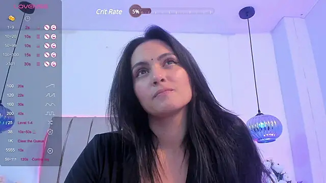 Snapshot of kareena_basu chatting on 18, 3, 2025 kareena basu online show from 18, 3, 2025