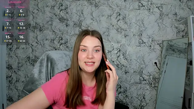 DeniRicchii online show from 7, 4, 2026