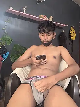 Snapshot of richardjames95 chatting on 1, 11, 2025 richardjames95 online show from 1, 11, 2025