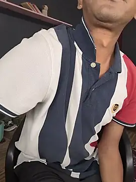 Snapshot of richardjames95 chatting on 21, 11, 2025 richardjames95 online show from 21, 11, 2025