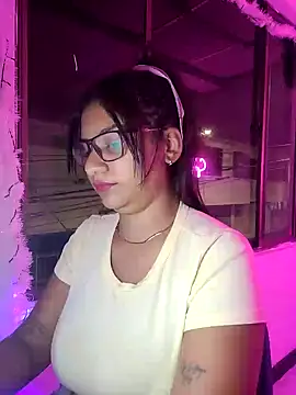 Sofythom1 online show from 5, 12, 2024