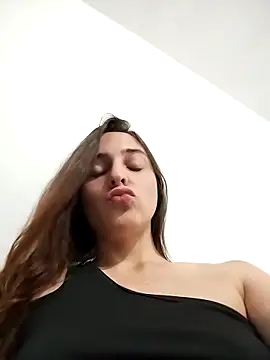 Snapshot of KateDer7 chatting on 23, 2, 2025 KateDer7 online show from 23, 2, 2025