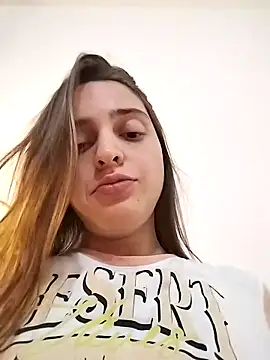 Snapshot of KateDer7 chatting on 1, 3, 2025 KateDer7 online show from 1, 3, 2025