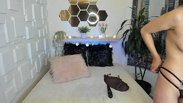 Esteff  o2 online show from 5, 2, 2025