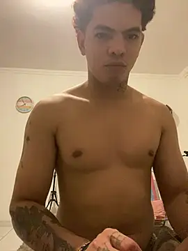 Snapshot of RDbruto chatting on 8, 2, 2025 RDbruto online show from 8, 2, 2025