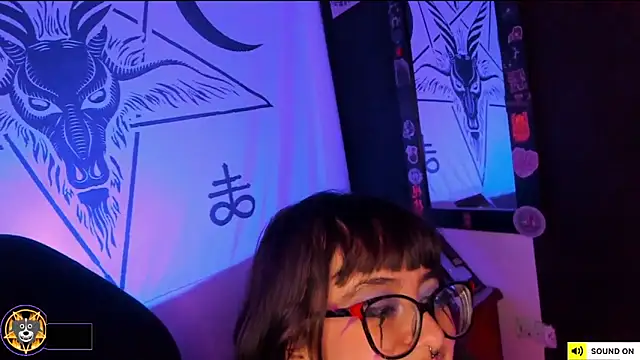 kaos room online show from 4, 12, 2024