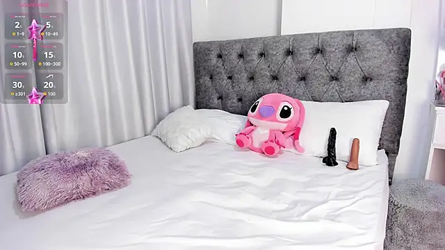 Snapshot of abbyfoxx_ chatting on 5, 10, 2025 abbyfoxx  online show from 5, 10, 2025