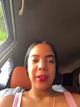 NAUGHTY LITTLE 18 online show from 28, 4, 2026