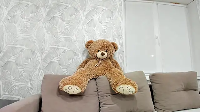 Karina sunny online show from 6, 3, 2025