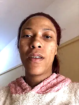 Snapshot of Kylie_Hairy_Bbc chatting on 25, 11, 2025 Kylie Hairy Bbc online show from 25, 11, 2025